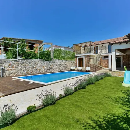 Villa Stone Villa With Pool For 12 Guests Gornji Zemunik